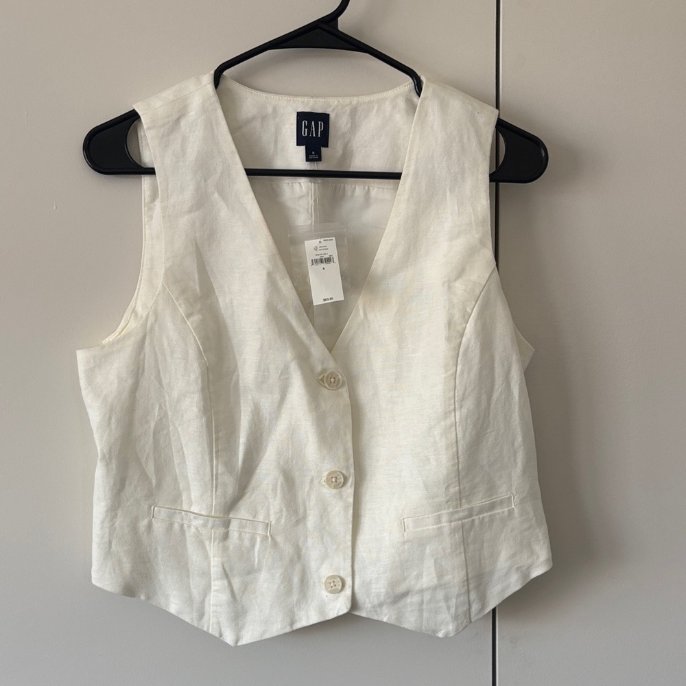 GAP Cream Buttoned Vest